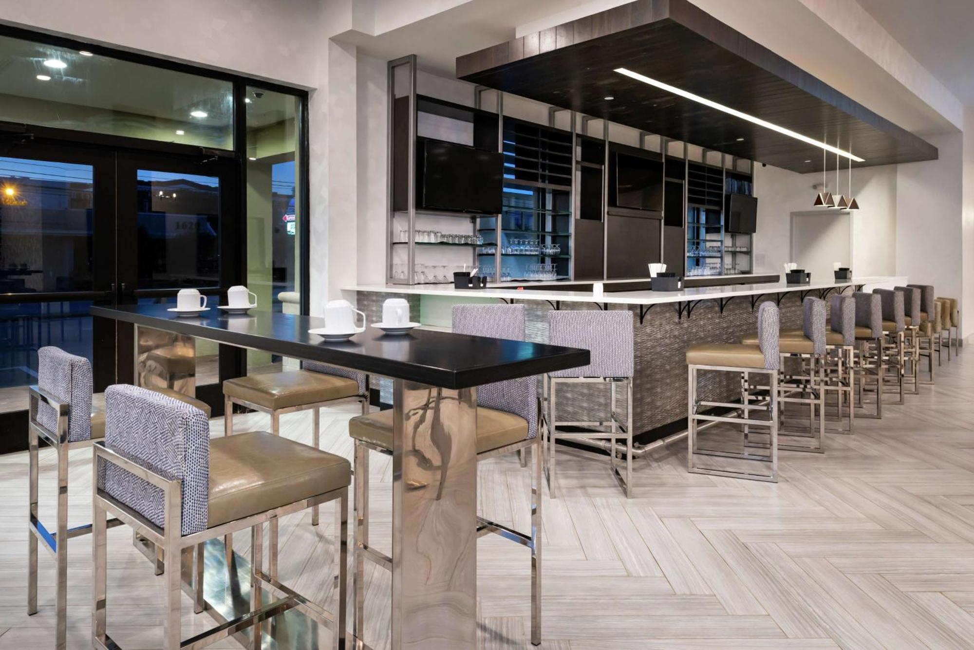 Hilton Garden Inn Columbia Downtown Екстер'єр фото