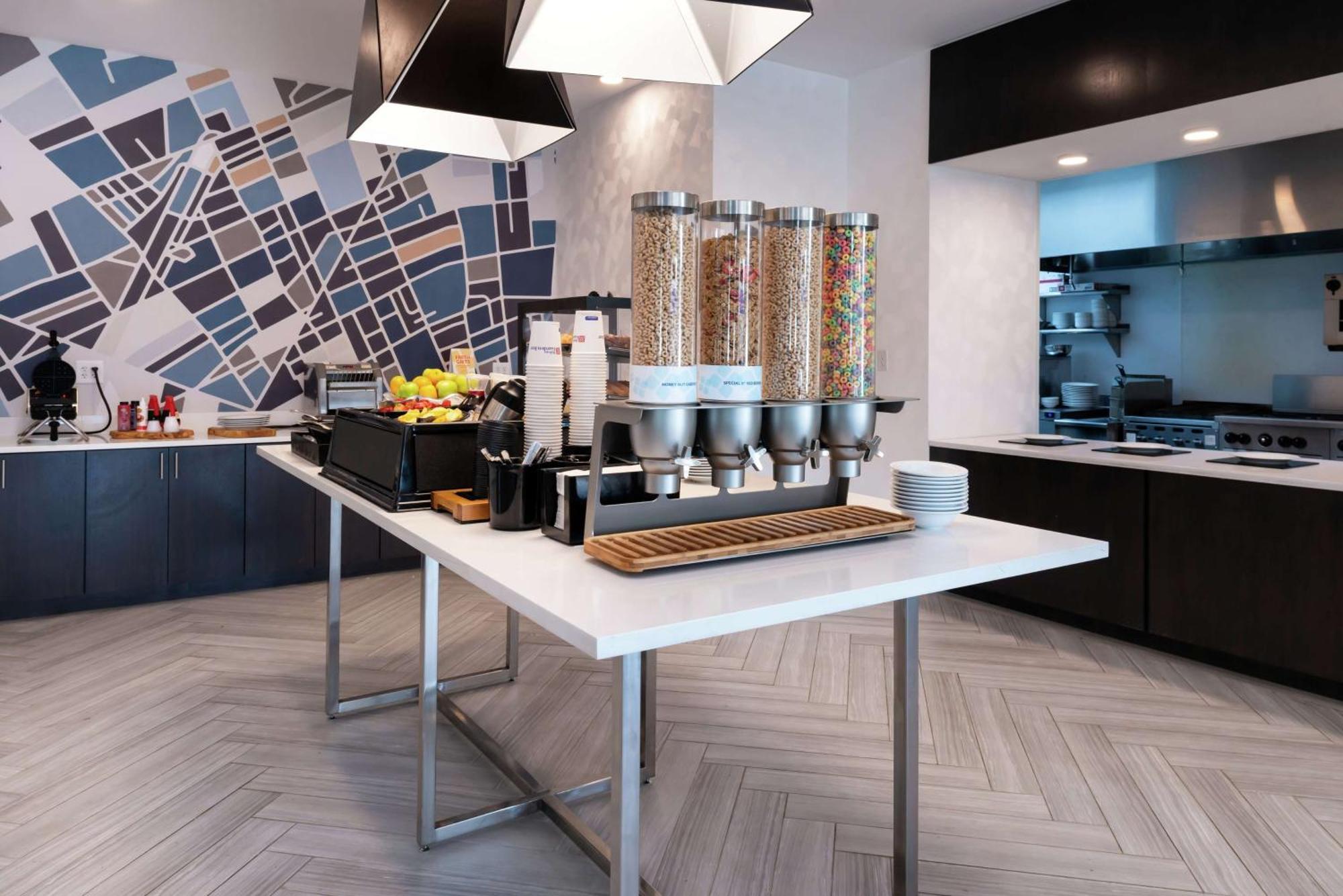 Hilton Garden Inn Columbia Downtown Екстер'єр фото