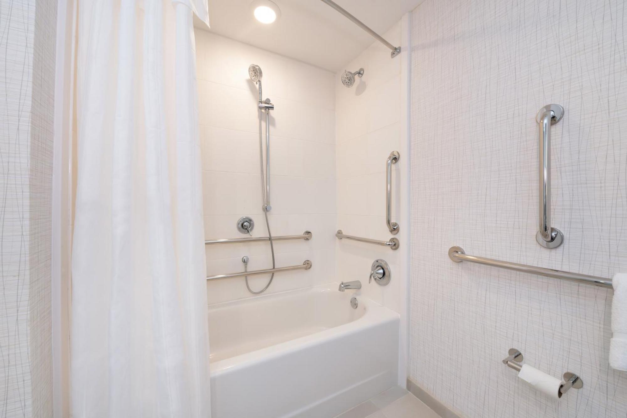 Hilton Garden Inn Columbia Downtown Екстер'єр фото